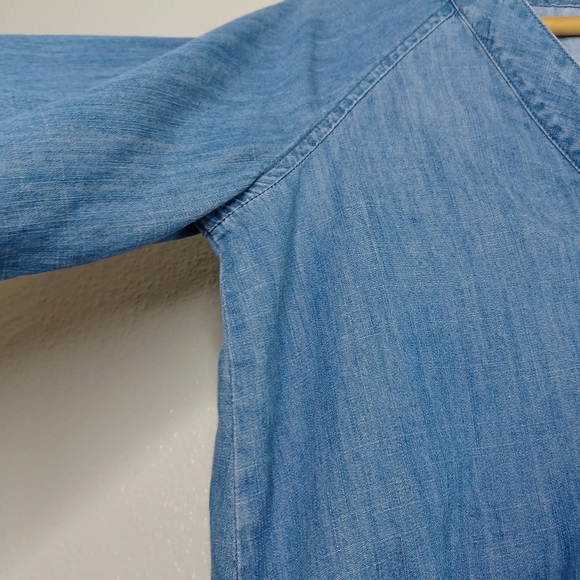 Madewell Denim Bell-Sleeve Wrap Top - Picture 8 of 16